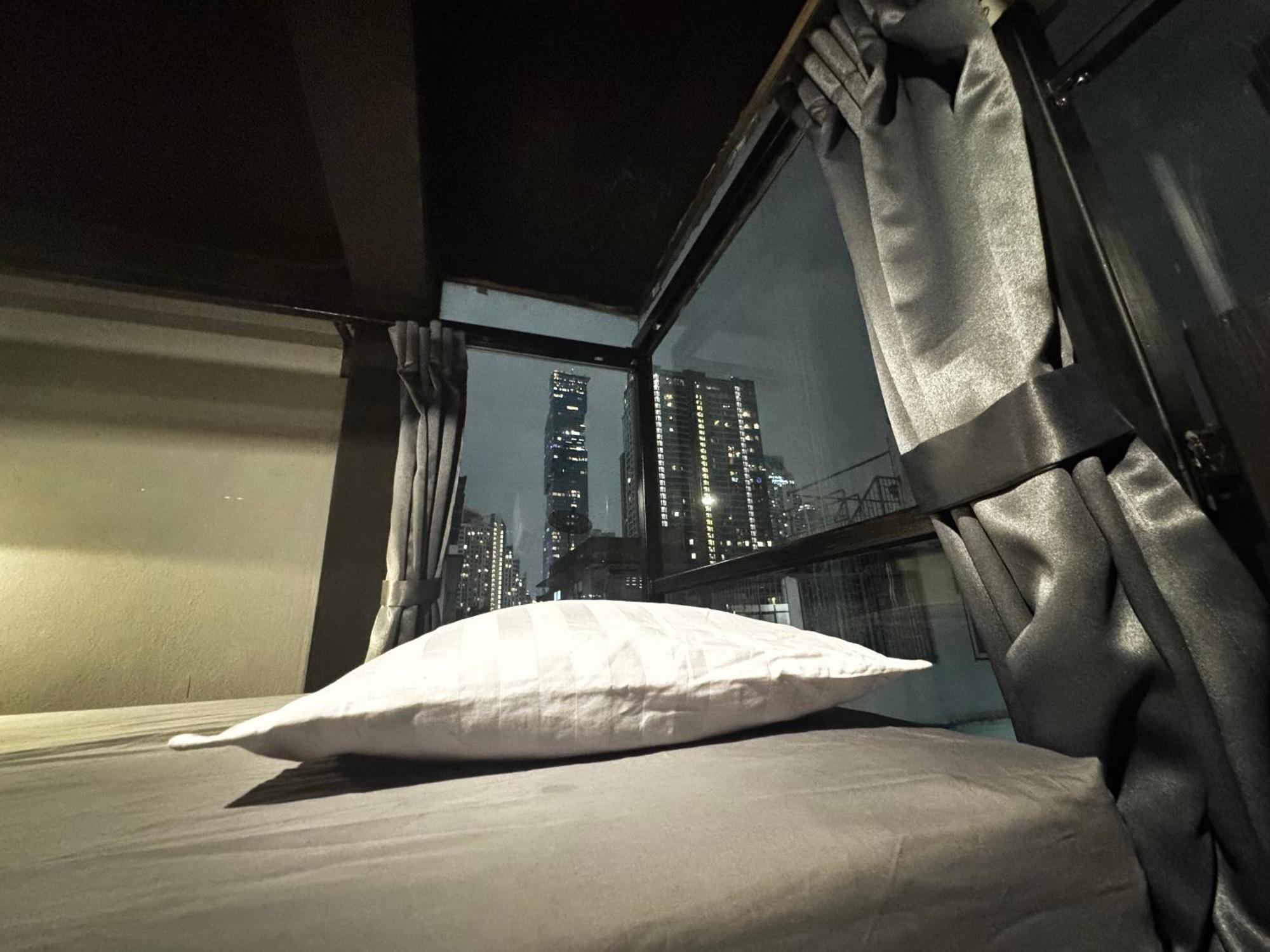 Stay At Pan Hostel Bangkok Kültér fotó