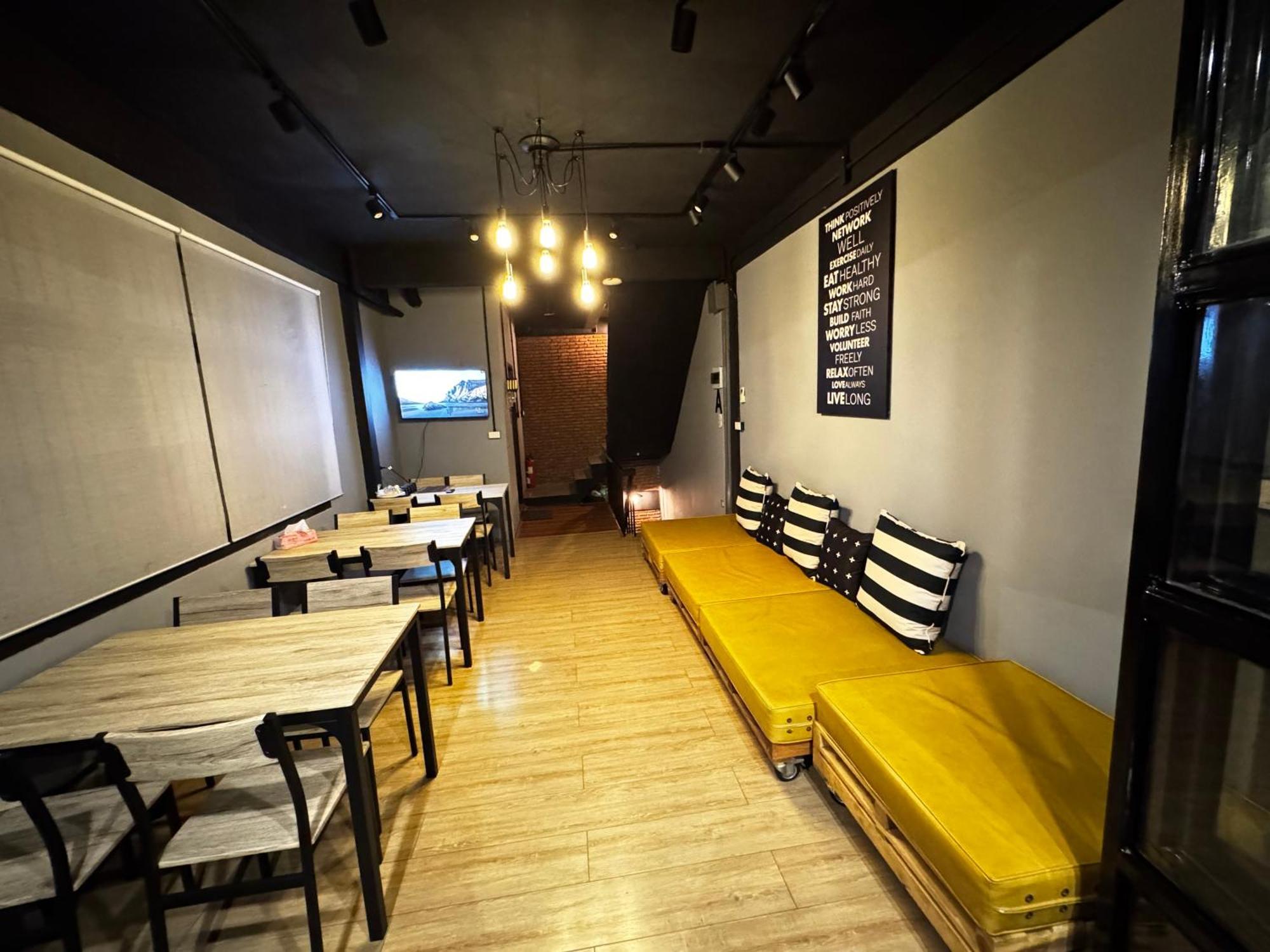 Stay At Pan Hostel Bangkok Kültér fotó