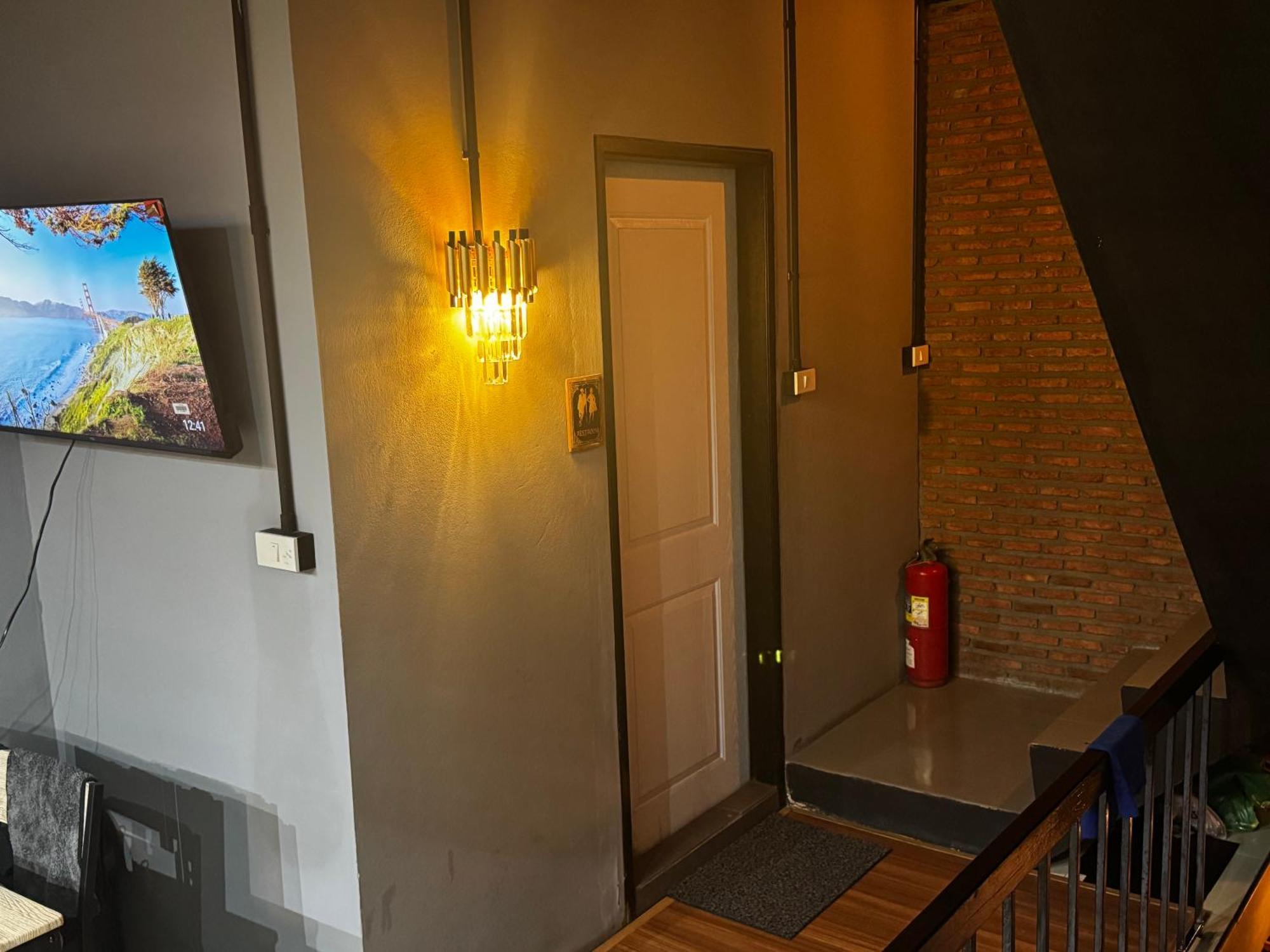 Stay At Pan Hostel Bangkok Kültér fotó